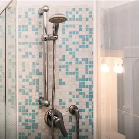 アパート Anselmo Max *